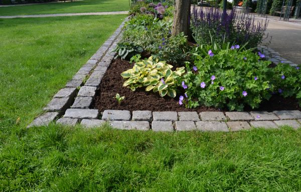 Stone Edging Installation in Syracuse
